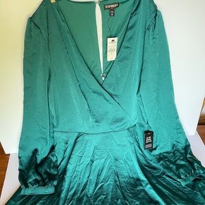 Express Emerald Green Silky dress size Medium